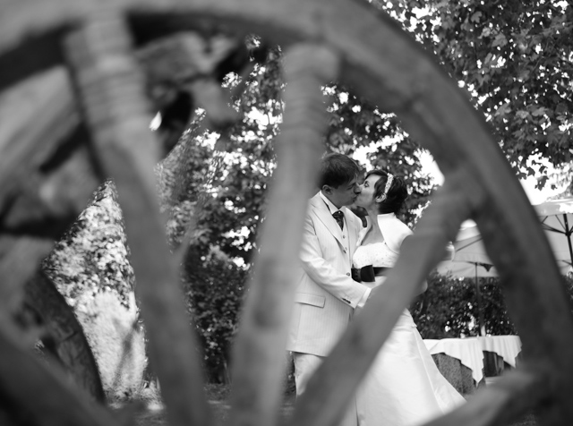 ritratto sposi trattoria rosetta foto in bianco nero, matrimonio crema