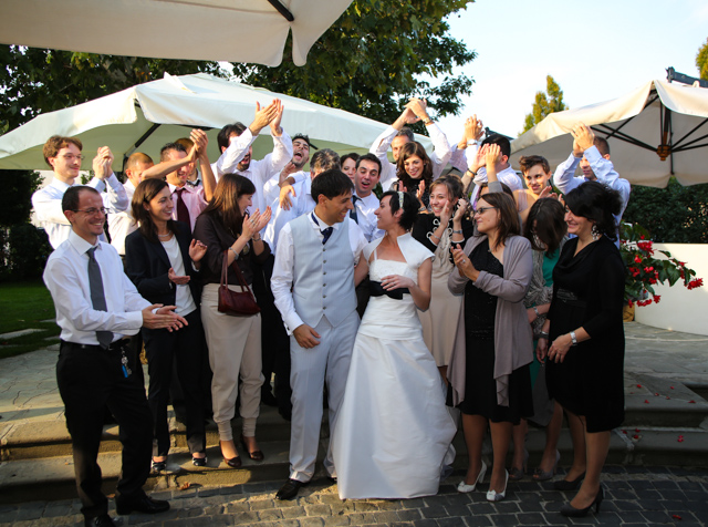 foto con invitati foto matrimonio Trattoria Rosetta di Capergnanica.