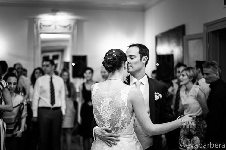 Foto Matrimonio Villa Acquaroli, ballo degli sposi, fotografo milano 