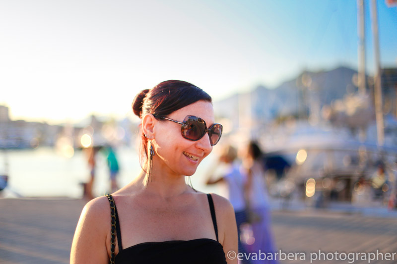 Ritratto femminile presso La cala, porto turistico di palermo