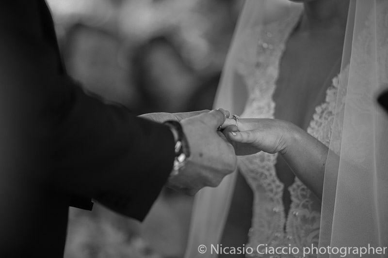 Foto nozze particolare anello Matrimonio Lago di Como (9)